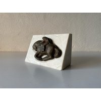 Unique Art Deco Marble & Bronze Galloper Jockey Door Stopper By Unknown Artist, 1940S/50S, Europe Unique Art Deco Marble & Bronze Galloper Jockey Door Stopper By Unknown Artist, 1940S/50S, Europe von vintageinmode