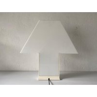 White Plexiglass Table Lamp By Mario Barbaglia & Marco Colombo For Paf Studio, 1980S, Italy von vintageinmode