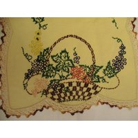 Kunst Und Handwerk Beaded-Läufer Linen Grapes Baskets Hand Bestickt 48 X 17 in Textil von vintagevasso