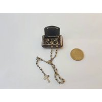 Seltene Antike Franch Perlmutt Rosenkranz Und Box, Religius Antiquitäten Miniatur Box Gebetsbox Antik Metall Shabby Seltene Antike Franch Perlmutt Rosenkranz Und Box, Religius Antiquitäten Miniatur Box Gebetsbox Antik Metall Shabby von vintagexr