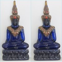 Antiker Blauer Saphir 19. - 20. Jahrhundert Geschnitzte Phra Hin Buddha Statue 12.000 Gramm von wandajewelry2013