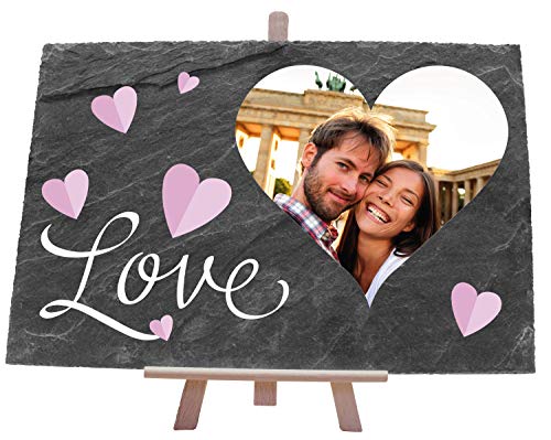 wandmotiv24 Schieferplatte mit Staffelei personalisiert mit Foto, 30x20cm (BxH), personalisierte Geschenke zur Hochzeit, Valentinstag, Jahrestag, Geschenkidee für Ihn und Sie, Spruch Love M0018 von wandmotiv24