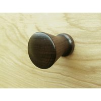 Schach Nussbaum Holz Knauf Rund von waredesignworks