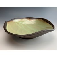 Med Wave Bowl | Keramik Obstschale, Kunst Schale, Kaffeetisch Handschuhe Schlüsselhalter, Remote Halter, Kommode Tablett, Öko Grüne Glasur von warrenfeltzpottery