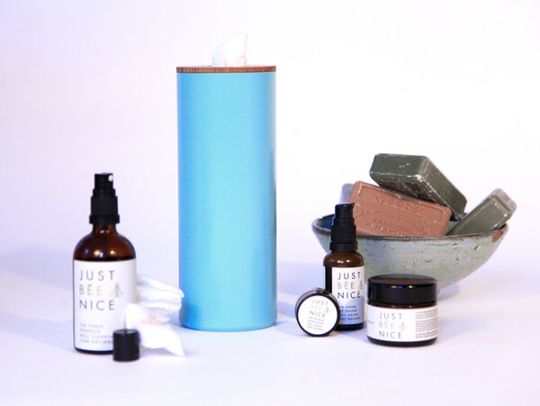 werkvoll by Lena Peter Nachhaltiger Badmülleimer FIRE - Upcycling Feuerlöscher werkvoll by Lena Peter Nachhaltiger Badmülleimer FIRE - Upcycling Feuerlöscher von werkvoll by Lena Peter