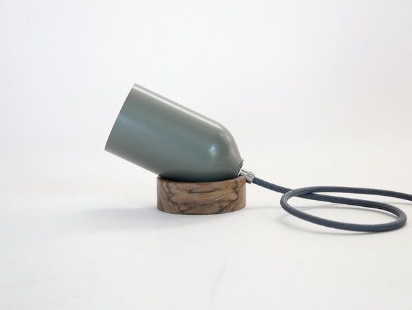 werkvoll by Lena Peter Upcycling Bodenleuchte FIRELIGHT - recycelte Feuerlöscher werkvoll by Lena Peter Upcycling Bodenleuchte FIRELIGHT - recycelte Feuerlöscher von werkvoll by Lena Peter