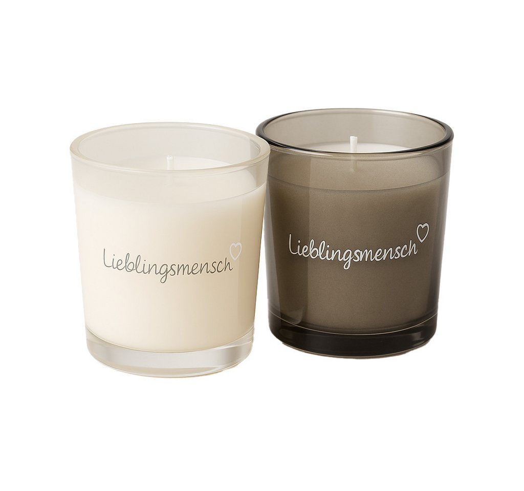 what the shop Teelicht Kerze im Glas „Lieblingsmensch“ – rund, matt & bedruckt, ca. 7x7,5 cm, Kleine Kerze, große Botschaft der Liebe what the shop Teelicht Kerze im Glas „Lieblingsmensch“ – rund, matt & bedruckt, ca. 7x7,5 cm, Kleine Kerze, große Botschaft der Liebe von what the shop