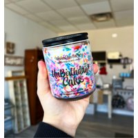 Unbirthday Cake 8Oz Sprinklerkerze Mit Gratis Pin Im Inneren - Merry Feier Geschenk Für Sie Ihn Wunderland Geburtstag von wishescandleco