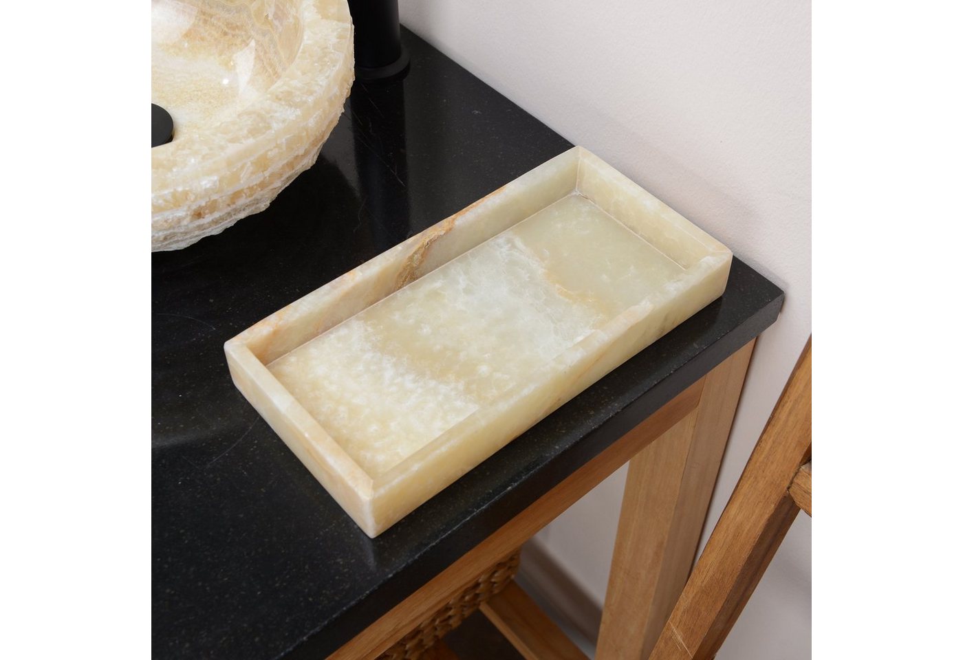 wohnfreuden Dekotablett Onyxmarmor Tablett 30 cm niedriger Rand, 32038 von wohnfreuden