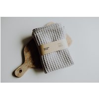 Geschirrtuch Küchen Handtuch Aus Waffelpiqué 100% Baumwolle Einzeln Oder Als Set Nachhaltig Naturtöne/Hell Grau von wolkenstaub