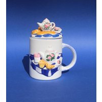 Frühstückstasse Aus Keramik Frühstückstasse Aus Keramik von wonderthingstudio