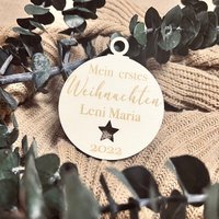 Weihnachtsbaum/Christbaumhänger Erste Weihnachtskugel Mit Namen Aus Holz von woodLIKEvelvet
