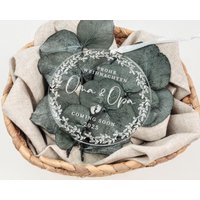 Christbaumanhänger | Acryl Personalisierter Weihnachtsschmuck Frohe Weihnachten Oma & Opa Verkündung Schwangerschaft von woodandweddingdesign