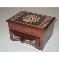 Schmuckkästchen Holzschatulle Holzkästchen Box Holzkiste Schatulle Holzbox Holz Kiste Truhe von woodendreams2013