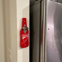 Ducati Rot Holz Bier Flaschenöffner Handgemachte Wand Dekoration von woodyfact