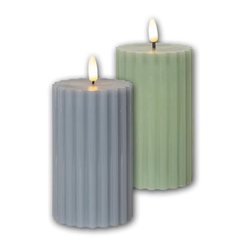 world-trading-net - 2er Set LED Stumpenkerzen "STRIPE", Höhe 15cm, Durchmesser 7,5cm, grün und blau, Timer, 3D Flamme von world-trading-net
