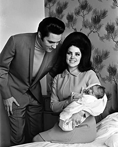 worldphotographs Elvis & Priscilla Presley 10x8 Photo worldphotographs Elvis & Priscilla Presley 10x8 Photo von worldphotographs