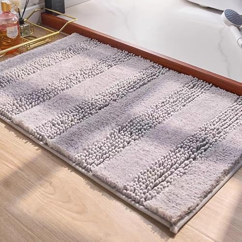 Badezimmerteppich，Badematte Waschbar Badteppich，Rutschfest Waschbar Badematte ，Saugfähige Rutschfester Badvorleger ，Polyesterfaser, flauschig, weich und bequem，für Badewanne,Dusche。(Silbergrau,50cm*80 von woxefo