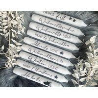 Weihnachts-Kerzen | Stabkerzen Mit Spruch Wichtelgeschenk Weihnachtsgeschenk Merry Christmas Weihnachtsdeko Adventskerzen Nikolaus von xMitLiebeDesignedx