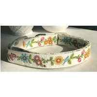 Blumenranke, Vogel Und Schmetterling Hundehalsband Größe Xs, S, M Oder L Blumenranke, Vogel Und Schmetterling Hundehalsband Größe Xs, S, M Oder L von xfauxpawsx