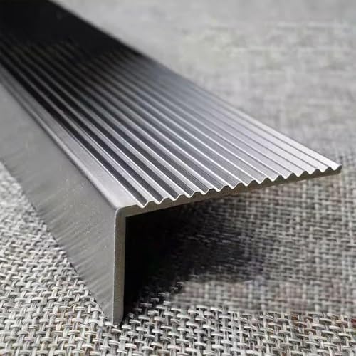 Rutschfeste Treppenkanten for Betonstufen – Robuster Treppenkantenschutz aus Edelstahl for den Außenbereich, Bodenübergangsleiste for den gewerblichen und Restaurantgebrauch(30x80x3mm) von xywlmiegen