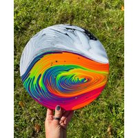 Wagen Sie Sich Durch Den Raum - Original-Uv-Reactive Neon Acrylic Pour 12 "Rund Gestreckte Leinwand Wagen Sie Sich Durch Den Raum - Original-Uv-Reactive Neon Acrylic Pour 12 "Rund Gestreckte Leinwand von y0ungLunatic