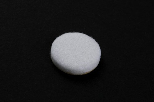 16 Stück Filzgleiter Stuhlbeingleiter Stuhlgleiter Möbelgleiter Bodenschutz selbstklebend aus Filz, weiss Durchmesser 22mm für glatte Böden im Innenbereich geeignet von youngschwinnDESIGN