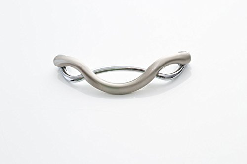 Griff Möbelgriff Schrankgriff Metall Edelstahllook/glanz chrom BLA 96mm Griff Möbelgriff Schrankgriff Metall Edelstahllook/glanz chrom BLA 96mm von youngschwinnDESIGN