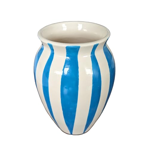 Blumenvase handgemachte Keramikvase Dekorative Vase klein handbemalt gestreift Creme-hellblau, 17 cm hoch Blumenvase handgemachte Keramikvase Dekorative Vase klein handbemalt gestreift Creme-hellblau, 17 cm hoch von your castle