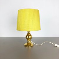 Modernist Golden Glass Desk Table Light Designed By Uno & Östen Kristiansson For Luxus Vittsjö, Sweden 1970S | Midcentury Modern von yourhomeplus