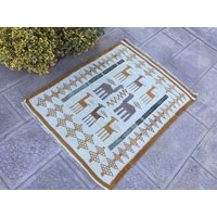 Handgewebter Kelim Teppich Aus Wolle Im Vintage Look | 70 X 90 cm Handgewebter Kelim Teppich Aus Wolle Im Vintage Look | 70 X 90 cm von zkrugs