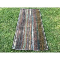 Handgewebter Kelim Teppich Aus Wolle Vintage Primitives Muster, 71 cm X 60 Handgewebter Kelim Teppich Aus Wolle Vintage Primitives Muster, 71 cm X 60 von zkrugs