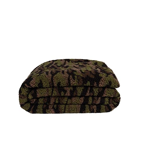 'zoeppritz since 1828' Camouflage Decke Doubleface Kunstfell Kuscheldecke Flauschige und luxuriöse Fellimitat-Decke mit Baumwoll Innenseite - 140x190 cm 670 Forest 110370-670 von 'zoeppritz since 1828'
