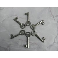 6 Vintage Metall Eisen Schlüssel Sammler Schmuck Versorgung, Wohnkultur 6 Vintage Metall Eisen Schlüssel Sammler Schmuck Versorgung, Wohnkultur von zografa