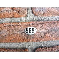 Vintage Emaille Nummernschild Oval Adressschild Vintage Emaille Nummernschild Oval Adressschild von zografa