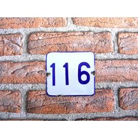 Vintage Hausnummer 116 Adressschild Aus Porzellan Vintage Hausnummer 116 Adressschild Aus Porzellan von zografa