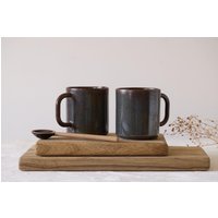 Handgemachte Dunkelbraune Keramiktassen Set Mit Zwei 11-Unzen-Keramiktassen Handgemachte Dunkelbraune Keramiktassen Set Mit Zwei 11-Unzen-Keramiktassen von zoharshaham